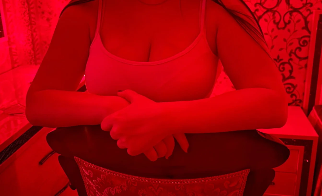 Виктория, эротический массаж